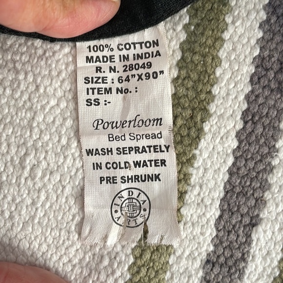 NWOT BoHo bedspread or wall hanging brown/black/mustard/multi color 64x90” - Picture 5 of 5